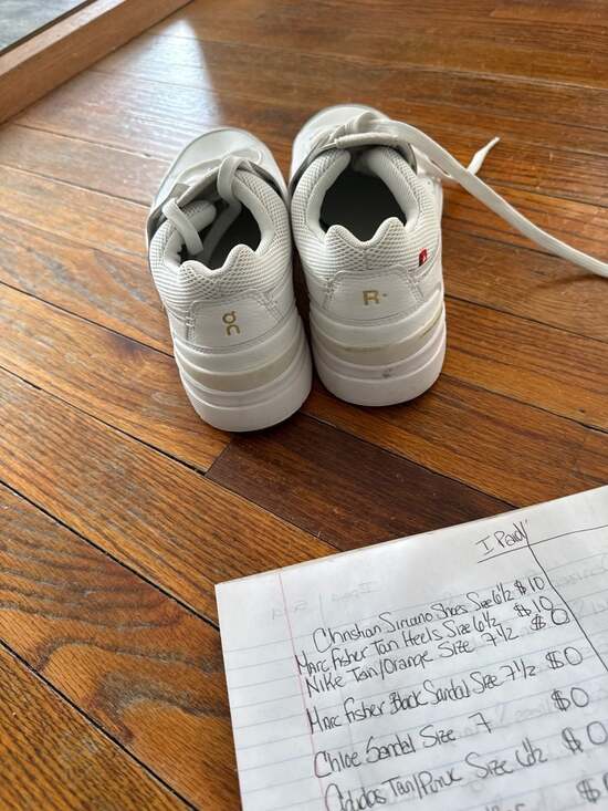 On Running THE ROGER Centre Court White Gum Tennis Sneakers - Picture 3 of 4